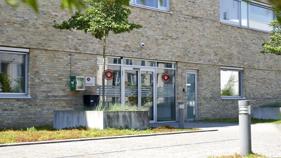En 35-årig syrisk mand er over flere dage blevet afhørt i Retten i Holbæk, hvor han sammen med sin hustru og sin bror er tiltalt for at have haft planer om terror. De nægter sig skyldige. (Arkivfoto). <i>Signe Goldmann/Ritzau Scanpix</i>