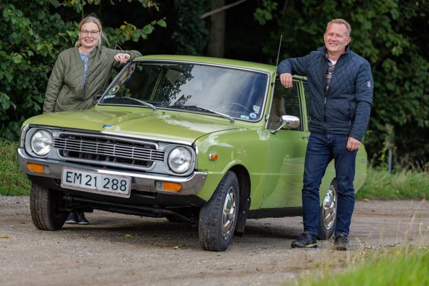Den gamle bil giver smil - også hos Irene og Preben Sand. <i>Foto: Henrik Bo</i>
