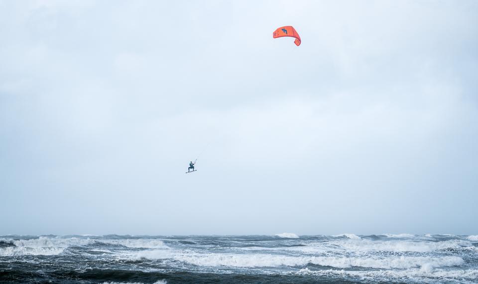 Torsdag ventes perfekte vindforhold til big air-konkurencen. <i>Foto: Cat Yde</i>