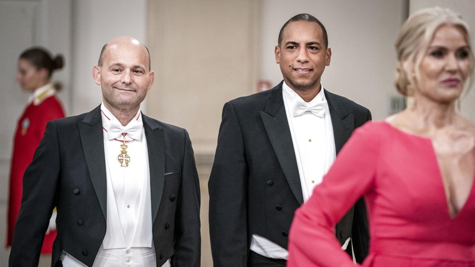 De Konservative formand, Søren Pape Poulsen, skal skilles fra Josue Medina Vasquez Poulsen. I søndags deltog parret til et gallataffel under fejringen af dronningens 50-års regeringsjubilæum. <i>Mads Claus Rasmussen/Ritzau Scanpix</i>