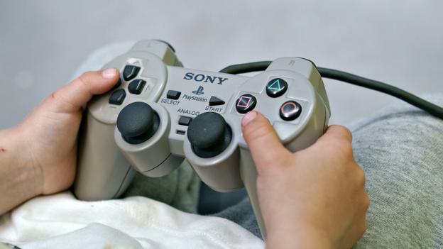 En Playstation 5 er ikke det billigste stykke legetøj at købe strøm til - men nogle rygter om dens strømforbrug er stærkt overdrevne. <i>Foto Keld Navntoft/Ritzau Scanpix</i>