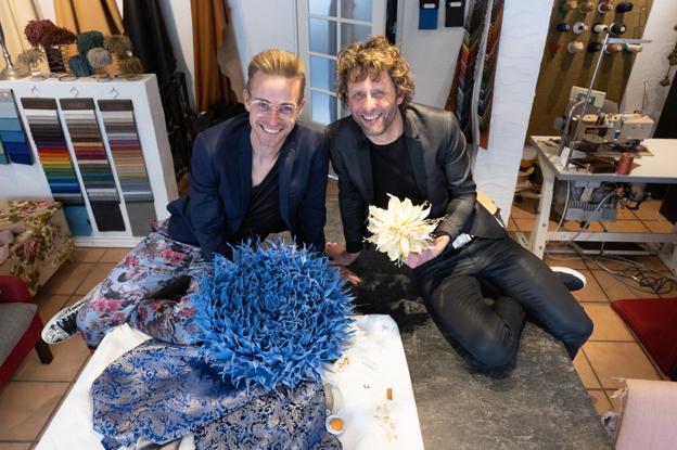 Jonas Jensen og Thomas Dyg glæder sig til at fejre hinanden og kærligheden på lørdag sammen med deres 100 gæster. <i>Foto: Kim Dahl Hansen</i>