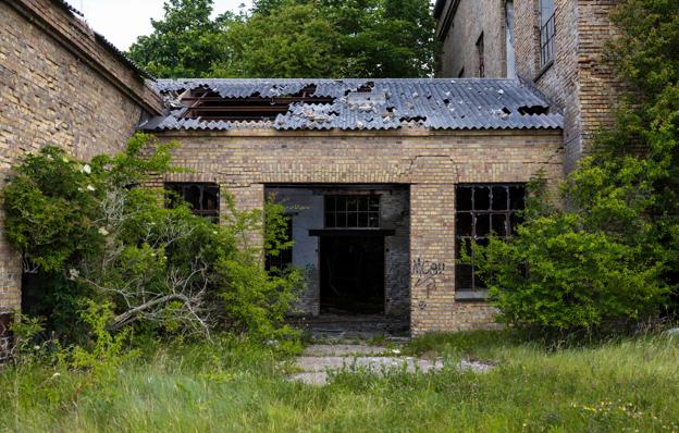 Kaas Briketfabrik blev opført i 1925 og produktionen af tørv lukkede i 1966.