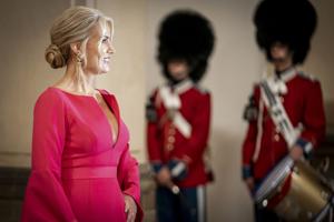 Helle Thornings lyserøde kjole skal udstilles af Nationalmuseet