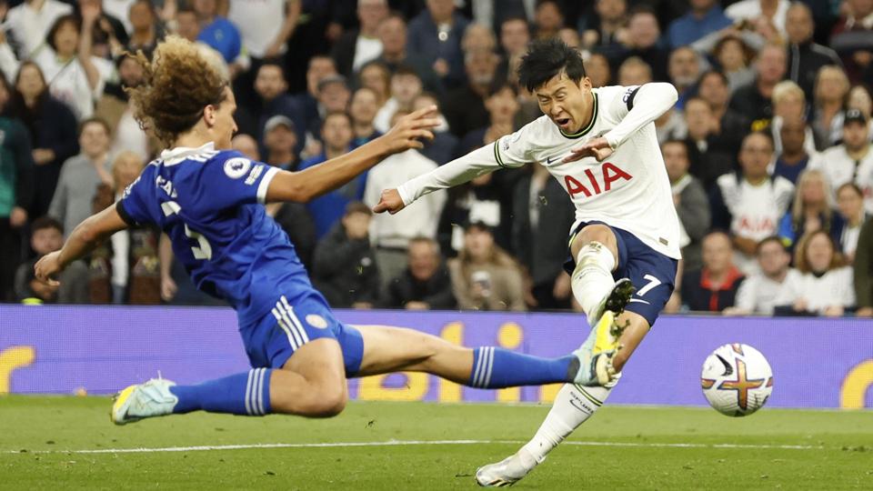 Son Heung-min var mindre end et kvarter om at score sine tre mål i anden halvleg. <i>Peter Cziborra/Ritzau Scanpix</i>