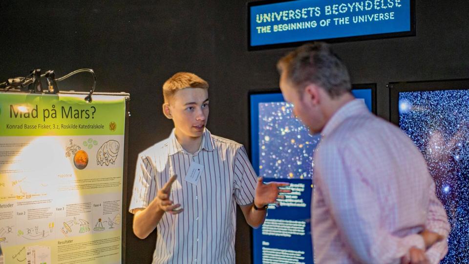 Den 19-årige Konrad Basse Fisker var en af de fire førstepladser ved den videnskabelige konkurrence EM i Science. <i>Free</i>