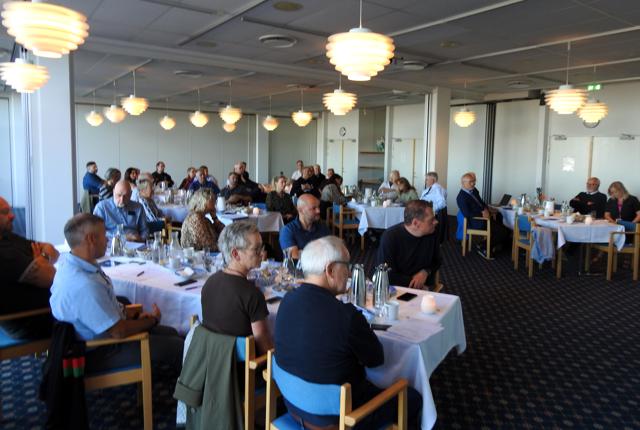 Der var 45 til møde på Hotel Skaga. <i>Foto: Jens Brændgaard</i>