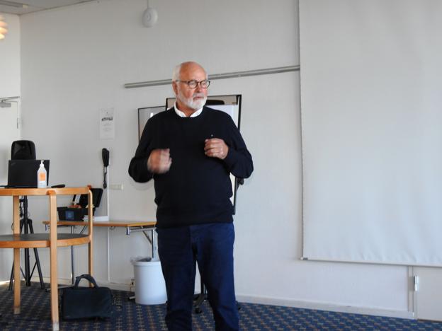 John Kongerslev fra Byforum var glad for at mange brugte de nye stier rundt om Hirtshals. <i>Foto: Jens Brændgaard</i>