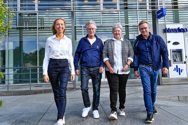 Fra venstre Heidi Skramdahl, regionschef AudioNova, Børge Hove, udlejer, Gota Pedersen, butiksleder i Thisted og Bjarke Hessel, der står for indretningen af AudioNova nye hørecenter i Thisted. <i>Foto: Ole Iversen</i>