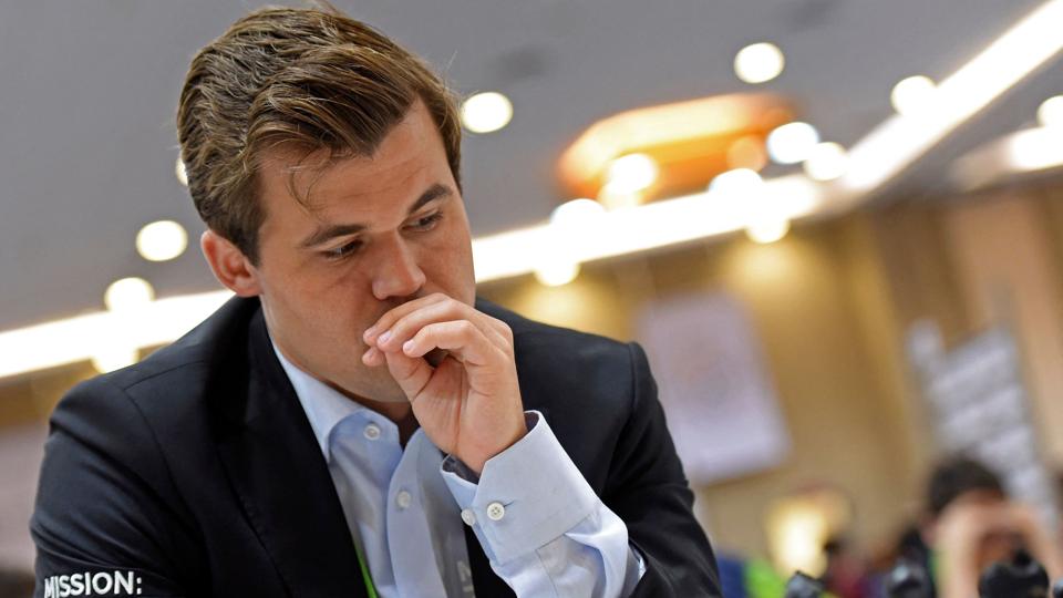 Skakspilleren Magnus Carlsen opgav efter to træk mod Hans Niemann i mandagens duel. (Arkivfoto). <i>Arun Sankar/Ritzau Scanpix</i>