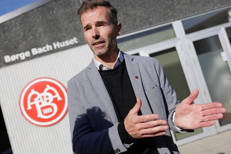 Thomas Bælum udelukker, at AaB kommer til at ansætte en ny sportschef i januar, og derfor bliver det den administrerende direktør, der kommer til at stå i spidsen for transfervinduet. <i>Arkivfoto: Henrik Bo</i>