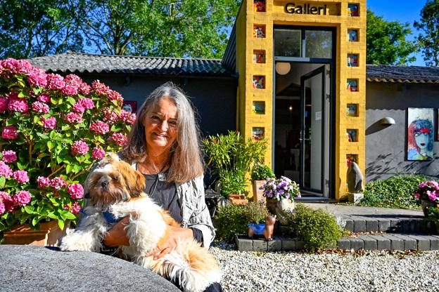 Men det er med vemod at opleve, når kunderne kommer og siger farvel, siger Sanne Friis. <i>Foto: Ole Iversen</i>