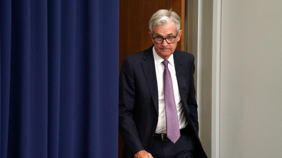 Her ses USA's centralbankchef, Jerome Powell, ved et pressemøde om renteforhøjelsen. <i>Kevin Lamarque/Reuters</i>