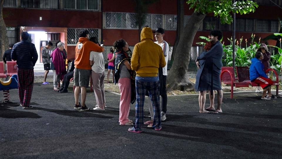 Et kraftigt jordskælv har rystet flere bygninger i Mexico City. Der er ingen meldinger og dræbte eller tilskadekommende. <i>Alfredo Estrella/Ritzau Scanpix</i>