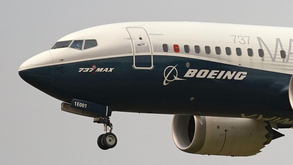 Det var Boeings fly af typen 737 Max, som kan ses på billedet, der var involveret i to dødelige flystyrt i 2018 og 2019. Nu har selskabet indgået endnu et forlig i sagen. (Arkivfoto). <i>Elaine Thompson/Ritzau Scanpix</i>