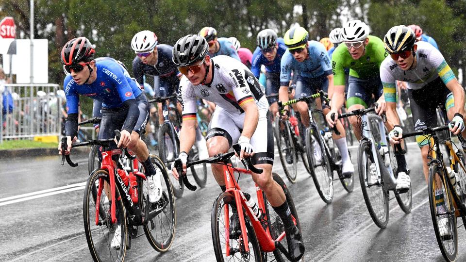 Regnen satte fra start præg på løbet, lyder det fra den danske rytter Sebastian Changizi efter U23-VM i Australien fredag. <i>William West/Ritzau Scanpix</i>