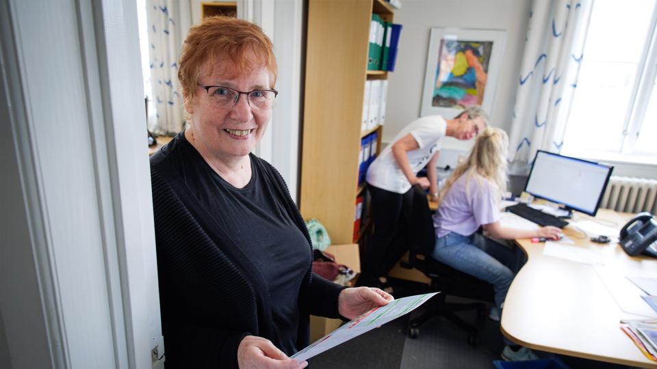 Turistchef Bente Christensen og hendes medarbejdere har ikke haft ønske om at rømme toldbygningen til fordel for en mulig placering i gågaden. <i>Foto: Bo Lehm</i>