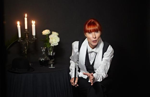 Lørdag 1. oktober opfører skuespiller Inger Marie Madsen Karens Blixens ”Babettes Gæstebud”. <i>Foto: Max Rosborg</i>