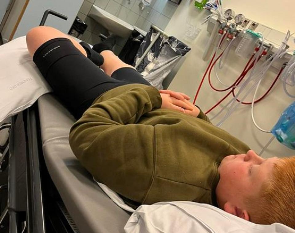 Frederik fra Løgstør måtte vente 11 smertefulde timer på skadestuen i Aalborg. Han er ikke den eneste, der har oplevet lang ventetid. <i>Privatfoto</i>