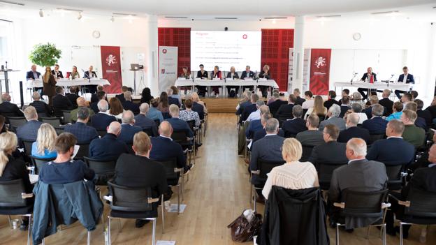 Flertallet af de nordjyske medlemmer af Folketinget deltog i mandags åbningsdebat, hvis tema var "Danmark i balance - og Nordjylland i balance". <i>Foto: Claus Søndberg</i>