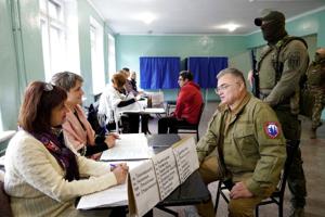Optælling: 96 procent stemmer ja i omstridt afstemning i Ukraine