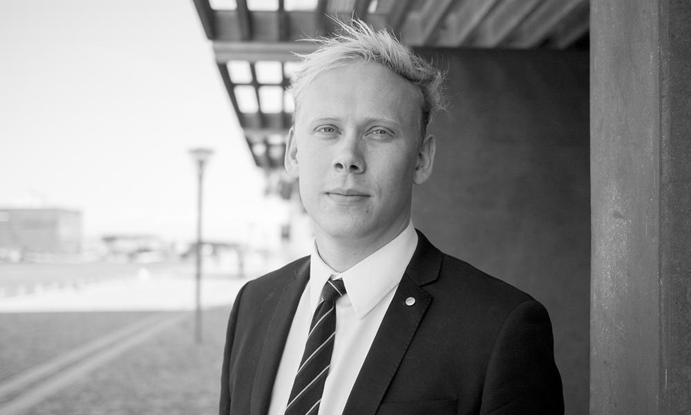 - Vi har tidligere set, at en nedgang i byggeriet spreder sig til resten af økonomien med konkurser og faldende beskæftigelse, siger Lasse Lundqvist, konsulent i SMVdanmark