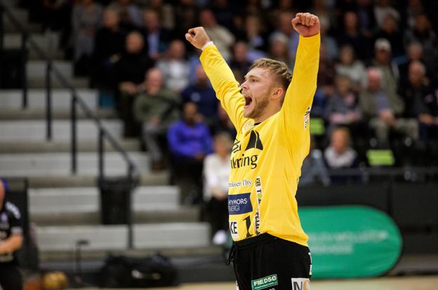 Rasmus Henriksen havde masser af redninger mod SønderjyskE, men det blev ikke belønnet. <i>Foto: Bo Lehm</i>