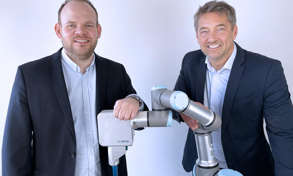 Thomas Sølund, CTO, og Teit Silberling, CEO, er de to grundlæggere af Spin Robotics. Thomas Sølund, CTO, og Teit Silberling, CEO, er de to grundlæggere af Spin Robotics.