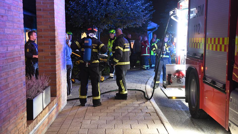 En person er omkommet i en brand. <i>Foto: Jan Pedersen</i>
