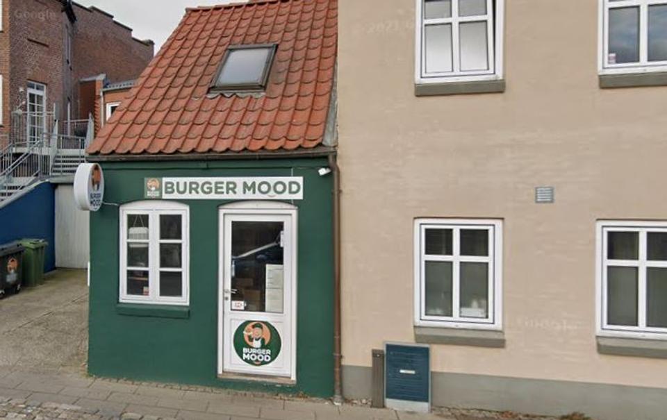 36-årig anholdt efter hærværk mod burgerbar. <i>Foto: Google Maps</i>