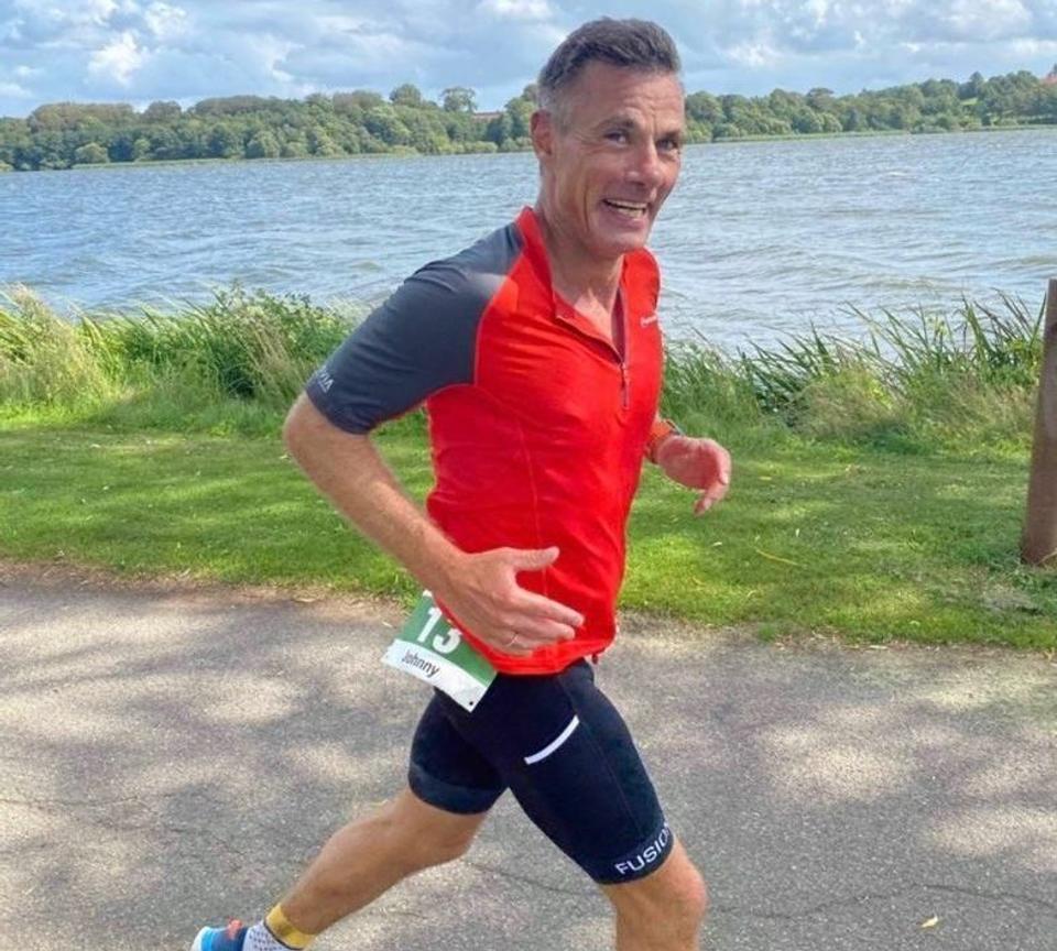 53-årige Johnny Dietz Visholm fra Hjørring arbejder til daglig som pensionskundechef, men i sin fritid løber han ultraløb. <i>Privat foto</i>