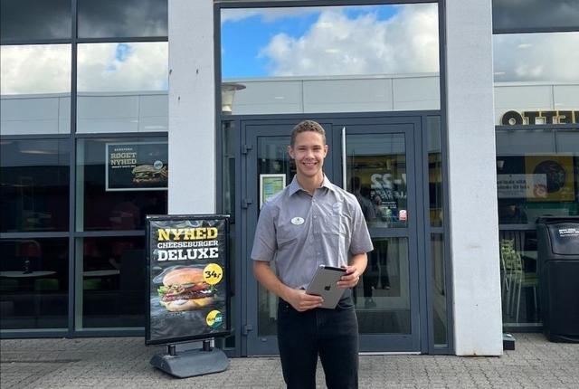 Restaurantchef Marcus Kristensen glæder sig til at byde velkommen i Sunset Boulevards nye lokaler på Hjørringvej i Frederikshavn