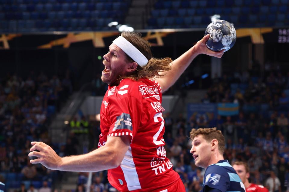Mikkel Hansen var fremragende som både oplægger og målskytte i sejren over Pick Szeged. <i>Foto: Aniko Kovacs/AP/Ritzau Scanpix</i>