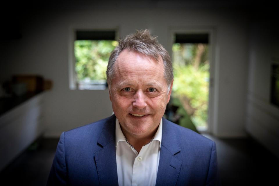 Den tidligere minister tror ikke på Mette Frederiksen og Lars Løkke Rasmussen, når de foreslår en bred regering hen over midten. Det er der især én grund til. <i>Foto: Kim Dahl Hansen</i>