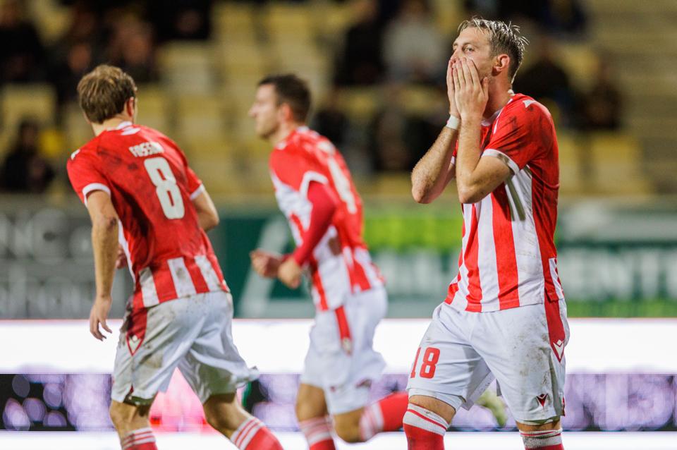 AaB kom ikke tættere på den rigtige side af nedrykningsstregen mandag aften. <i>Foto: Henrik Bo</i>