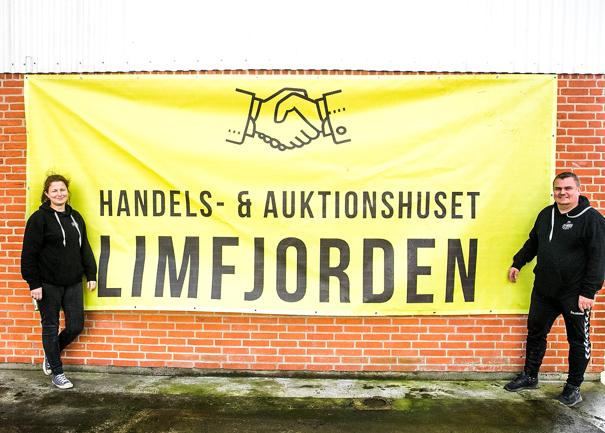 Dorte og Mikael har åbnet auktionshus i en tidligere industrihal på Drøvten 10c i Ulsted.