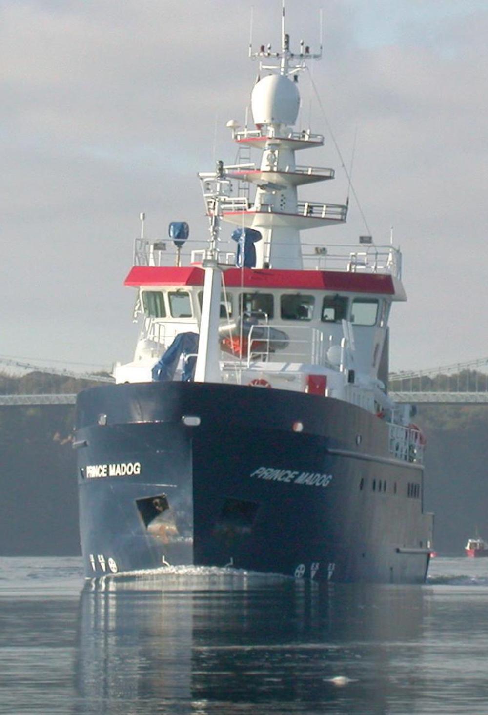 Forskningsskibet 'Prince Madog', der anvendes til ekkolodmålinger af havbunden. Forskningsskibet 'Prince Madog', der anvendes til ekkolodmålinger af havbunden.