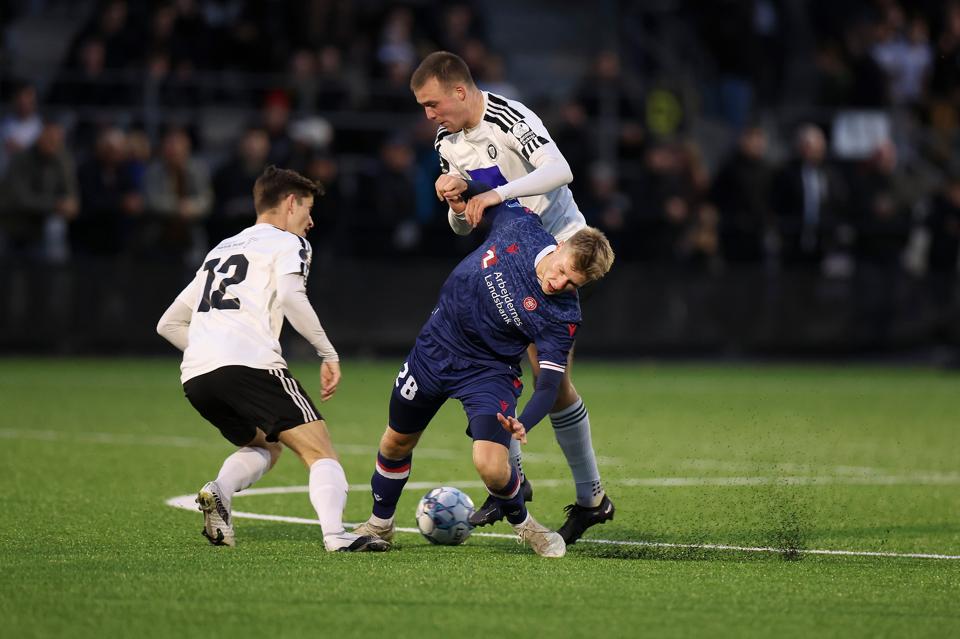 Jeppe Pedersen er efter to lejeophold blevet en del af AaB's superligatrup i denne sæson. <i>Arkivfoto: Bente Poder</i>