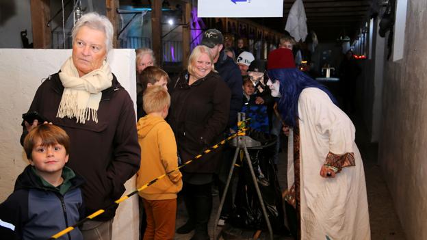 Allerede i køen til det store gys kan du blive skræmt fra vid og sans. <i>Foto: Hans Sejlund</i>