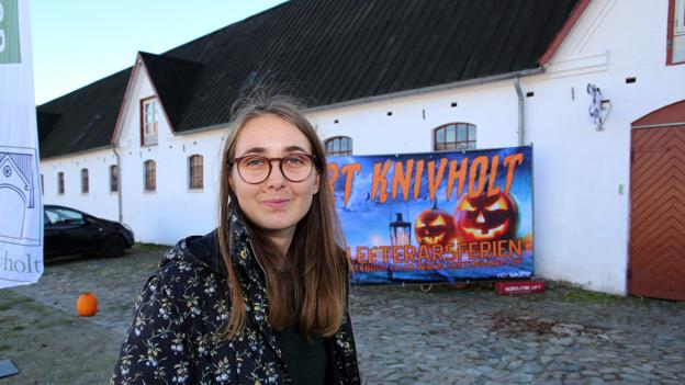 Solveig Lisberg studerer natur- og kulturformidling og skriver drejebog for fremtidens Sort Knivholt. <i>Foto: Hans Sejlund</i>