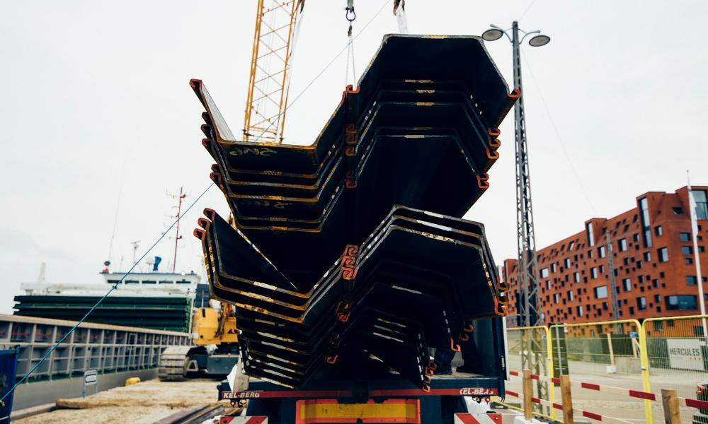 Et læs spuns klar til brug. Et læs spuns klar til brug.