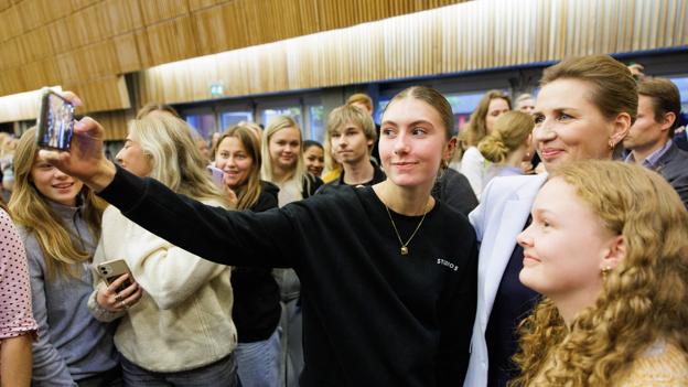 En selfie skulle der selvfølgelig også være tid til. <i>Foto: Bo Lehm</i>