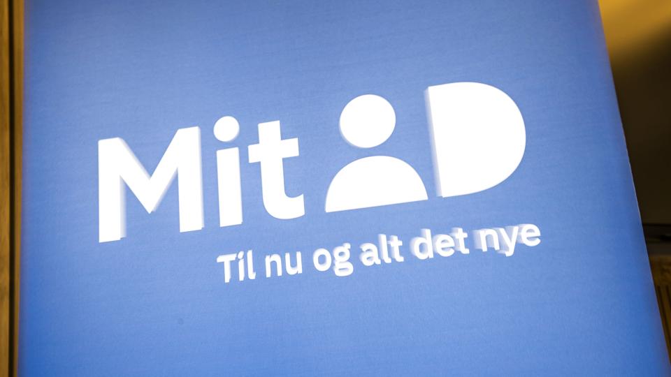 Mange borgere er endnu ikke kommet på den digitale login-løsning MitID, selvom den fra og med tirsdag 1. november er den eneste adgangsbillet til netbank.  <i>Arkivfoto: Olafur Steinar Gestsson/Ritzau Scanpix</i>