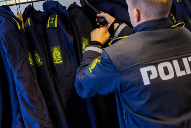 Politiet i Himmerland pågreb natten til fredag 11. november to bilister, som sigtes for spirituskørsel. 