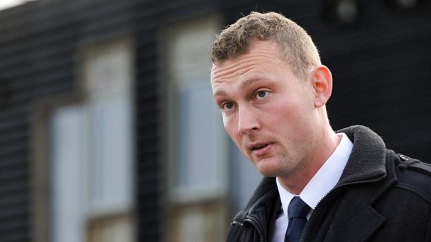 Viceborgmester Jesper Balle Kristensen takkede på kommunens vegne samarbejdspartnerne Boligselskabet Nykøbing Mors, administratoren Domea, totalentreprenøren Dansk Boligbyg og arkitektfirmaet Friis & Moltke. Han takkede også de unge fra øens uddannelsesinstitutioner, som har givet input til indretningen. <i>Foto: Bo Lehm</i>
