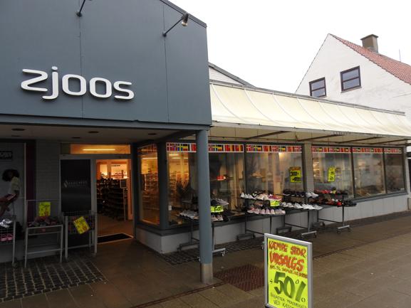 Zjoos er Hirtshals store skotøjsbutik.