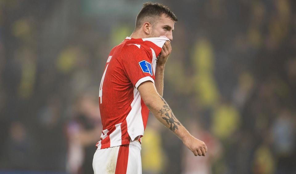 Lars Kramer mener, at AaB havde fortjent at vinde mod Brøndby og var dybt skuffet efter slutfløjtet. <i>Foto: Claus Søndberg</i>