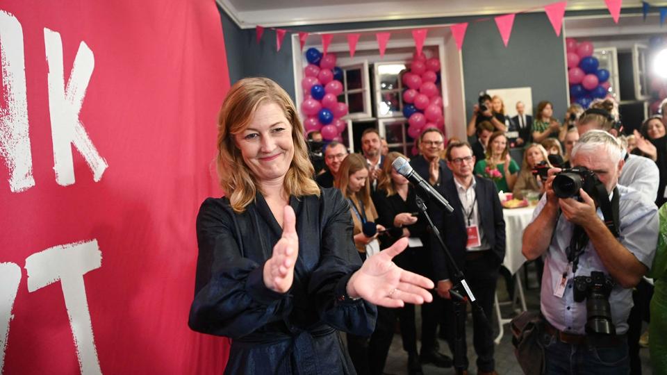 Sofie Carsten Nielsen og De Radikale er blevet mere end halveret ved folketingsvalget. <i>Jonathan Nackstrand/Ritzau Scanpix</i>