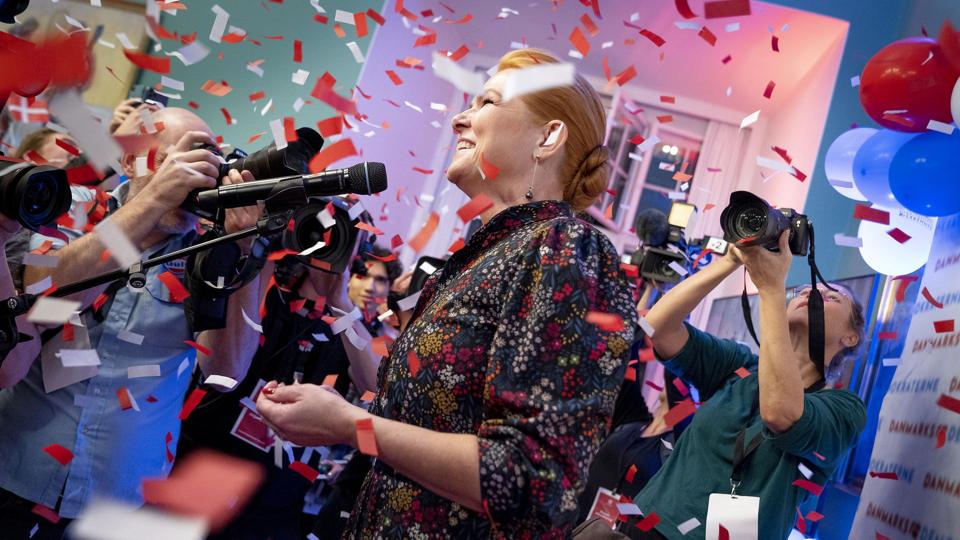 Inger Støjberg får selskab af to andre nordjyske medlemmer af Danmarksdemokraterne, når partiet møder op i det nyvalgte Folketing. <i>Foto: Liselotte Sabroe/Ritzau Scanpix</i>