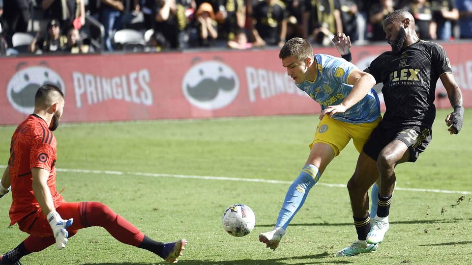 Mikael Uhre havde chancen for at score for Philadelphia Union i MLS-finalen, men danskeren kom ikke på tavlen. Det endte med nederlag til Los Angeles FC. <i>Kevork Djansezian/Ritzau Scanpix</i>